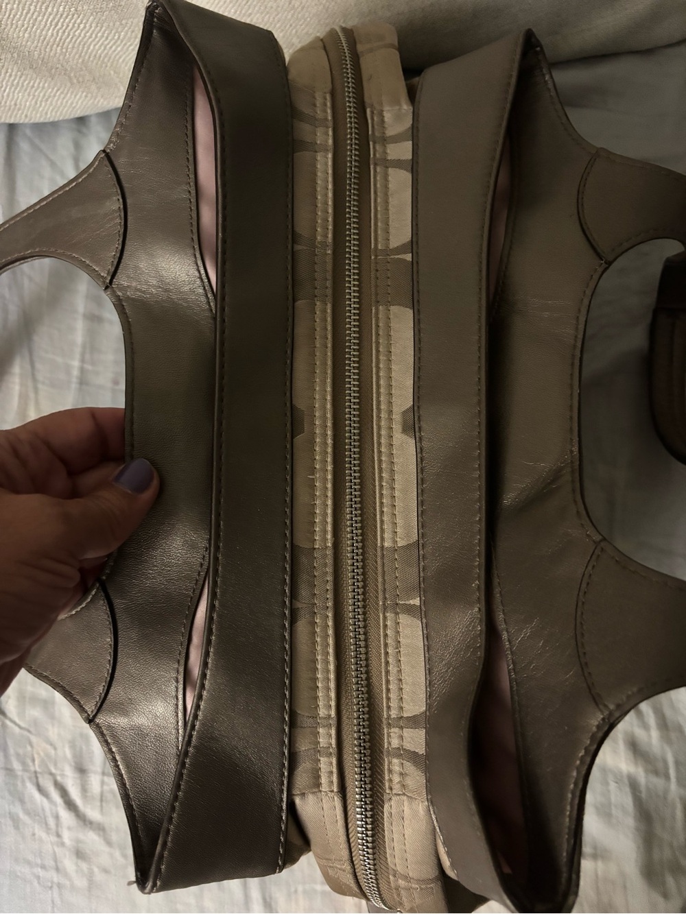 Coach Lexi Signature Shoulder Bag - Picture 8 of 13
